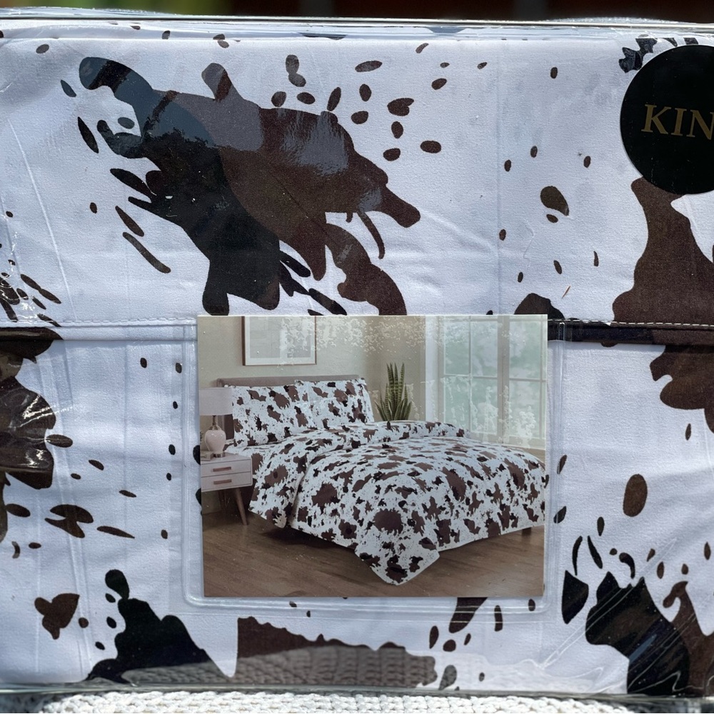 Brand new 4PCS king size bed sheet set,deep pocket,cow print,western style